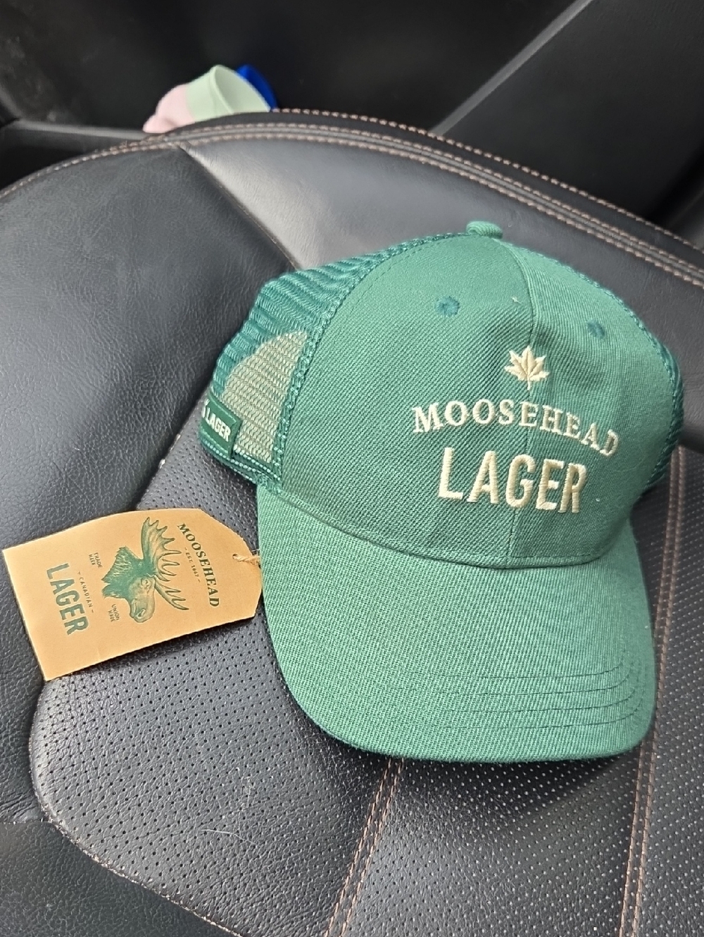 NWT MOOSHEAD LAGER Mesh Trucker Hat